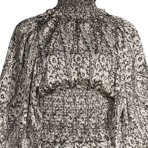 Elliatt Prevail long sleeve top blouse